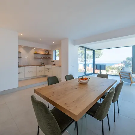 Vela Villa L'Escala